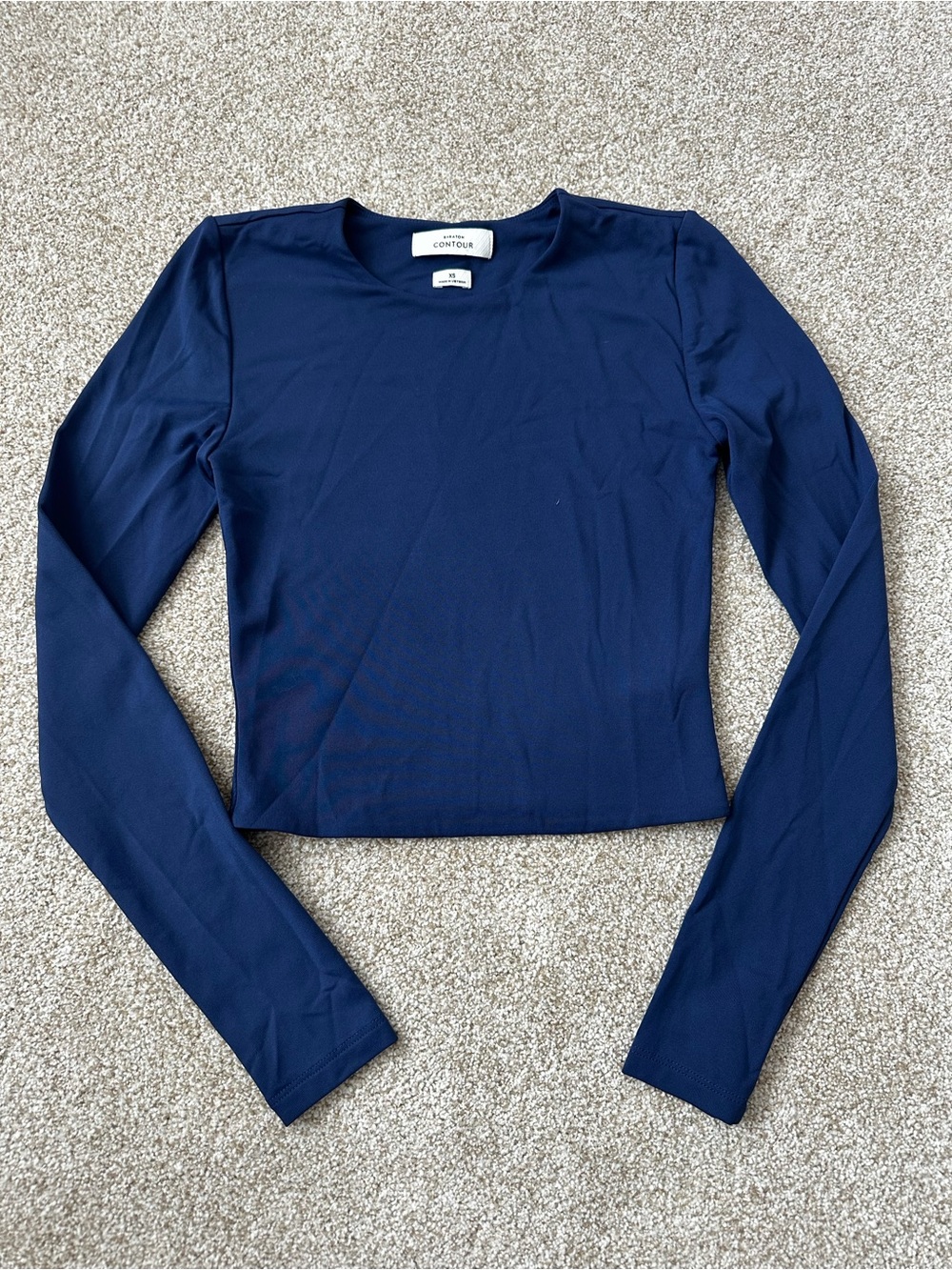 Aritzia Babaton Contour Seamless Long Sleeve Crop Top Navy Crewneck XS